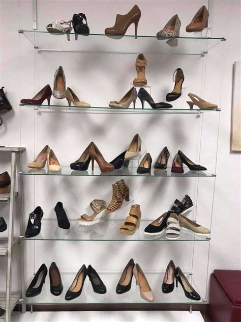 shoe stores in bermuda